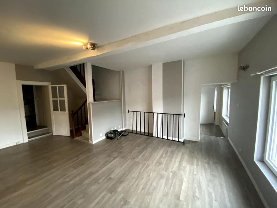 Appartement 4 pièces 96 m² · à Poitiers · 96 m² · 738 €/mois