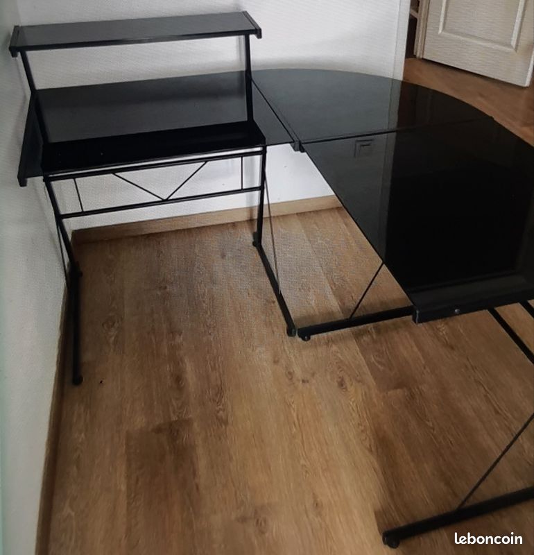 Bureau d'angle (image 1)