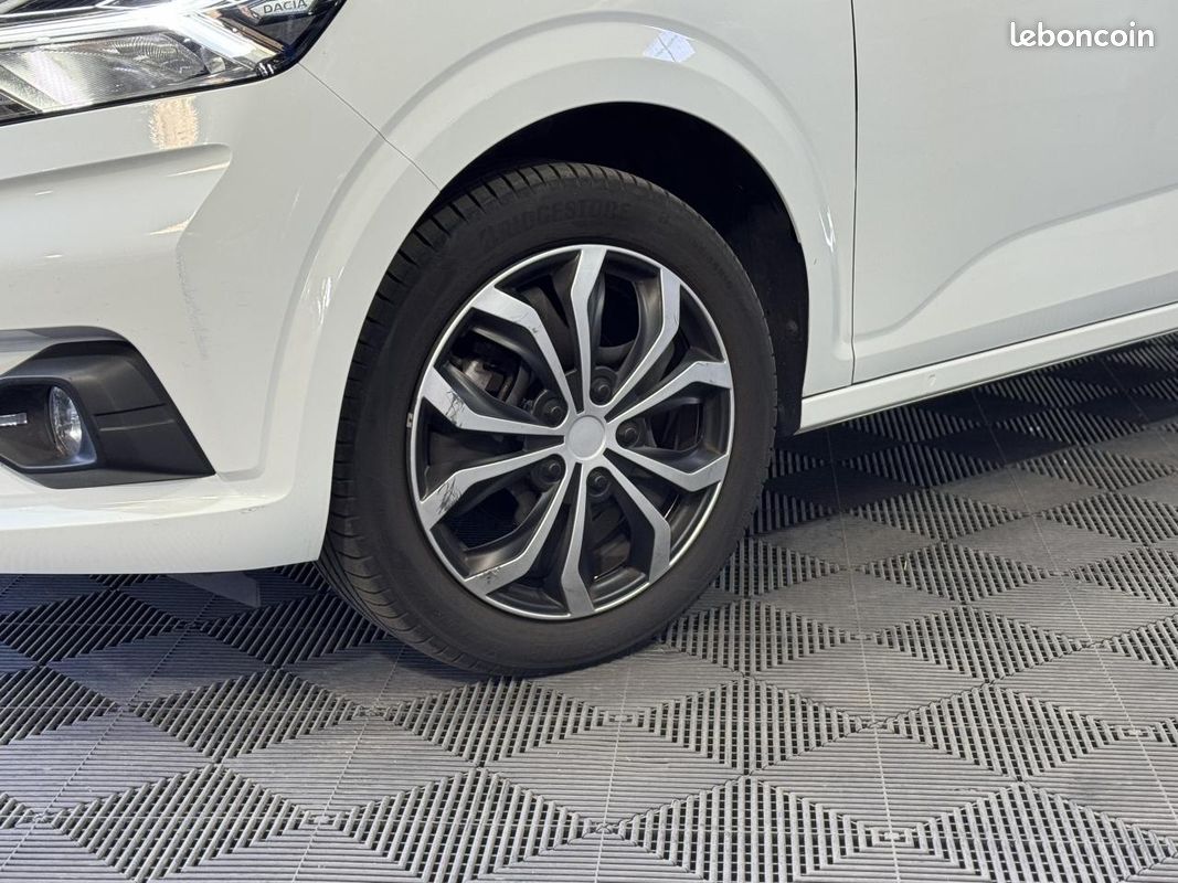 DACIA SANDERO III 1.0 TCE 90 ch CONFORT (image 7)