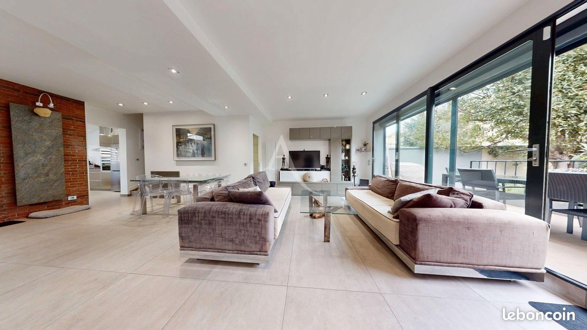 Maison 5 pièces 104 m² · à Vitry-sur-Seine · 104 m² · 550 000 €