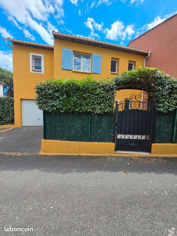 Maison 5 pièces 98 m² · à Fréjus · 98 m² · 469 000 €