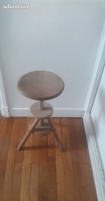 Très beau tabouret en bois massif réglable (image 3)