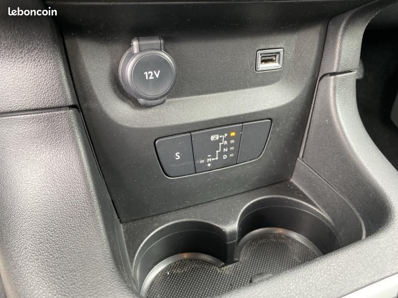 Citroen C3 1.2 PureTech 110ch S&S MAX Boite Automatique (image 20)