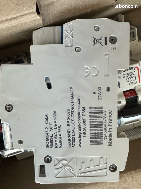 Disjoncteur Dnx3 Legrand 20 A (image 2)
