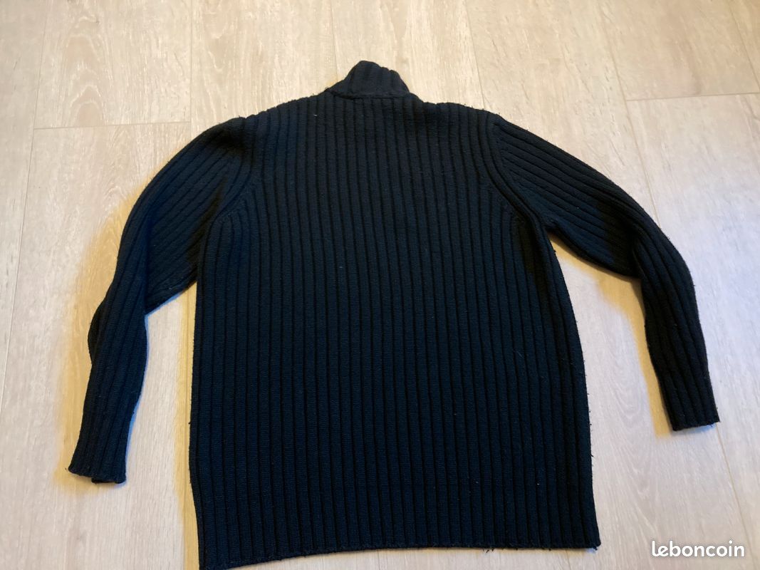 Pull En Laine Noir à Grosse Maille - Marque Enzo Di Capri - Col Large Brandebourg