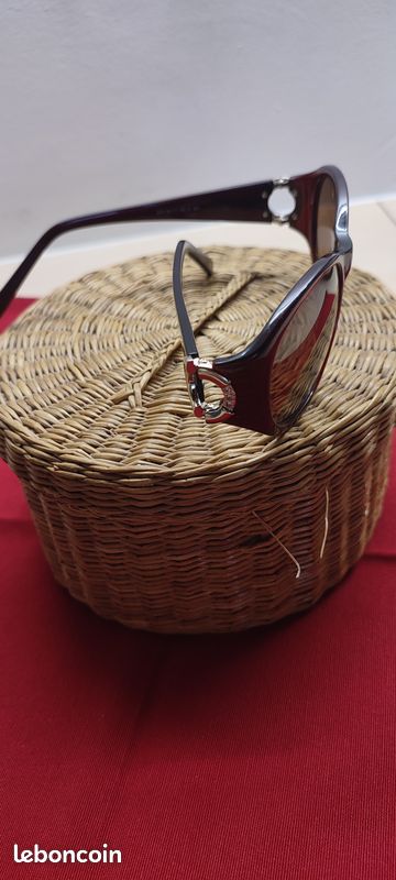 Lunette de soleil femme (image 4)