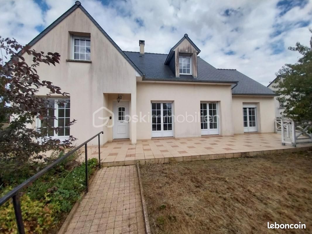 Maison 6 pièces 158 m² · à Saint-Fraimbault · 158 m² · 172 500 €