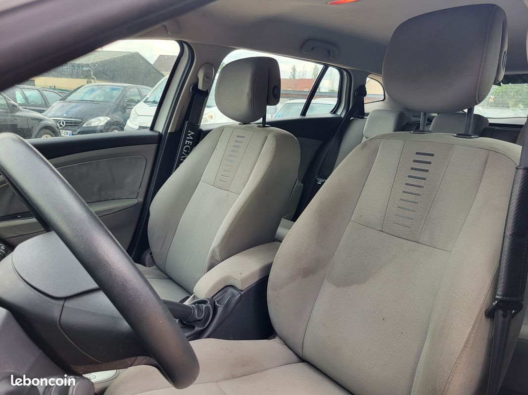 Renaut megane 3 estate 1.5 dci 110 ch boite automatique (image 4)