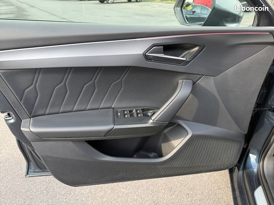 CUPRA Leon 1.5 eTSI 150 ch DSG7 V (image 25)