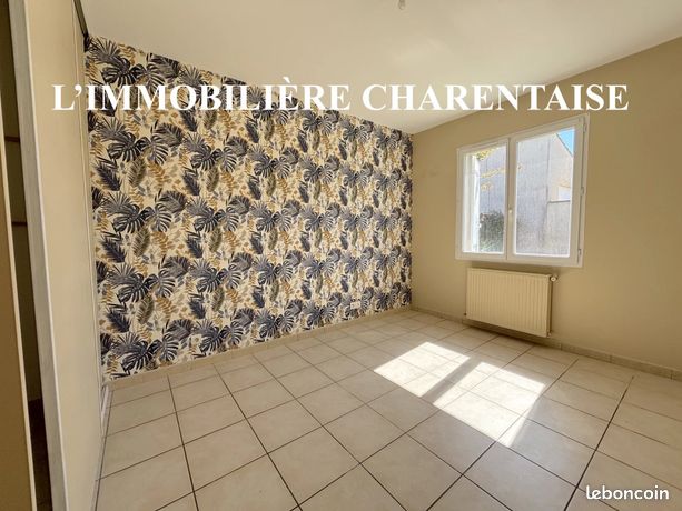 https://img.leboncoin.fr/api/v1/lbcpb1/images/9b/c2/eb/9bc2ebbab05a02918e7deb7035af70373a951695.jpg?rule=ad-image