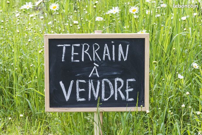 Terrain 600 m² CLERMONT FERRAND
