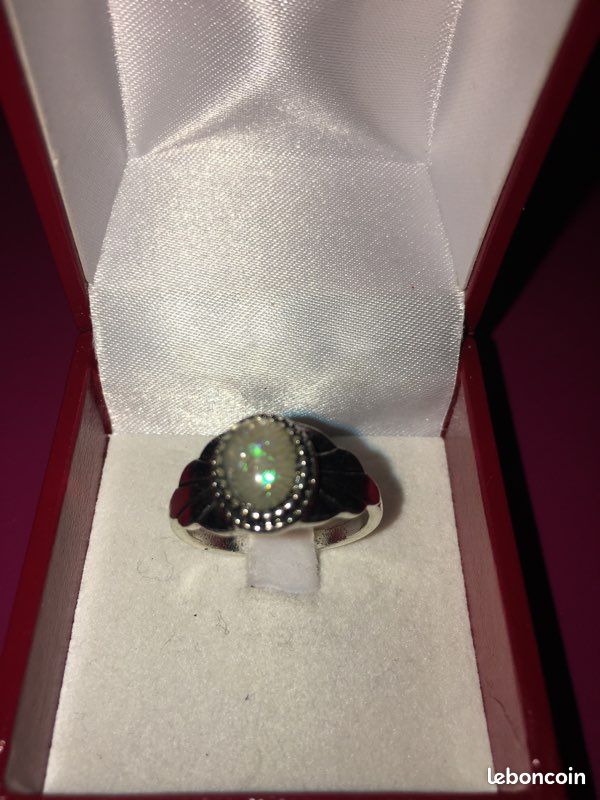 Bague en argent et opal (image 3)