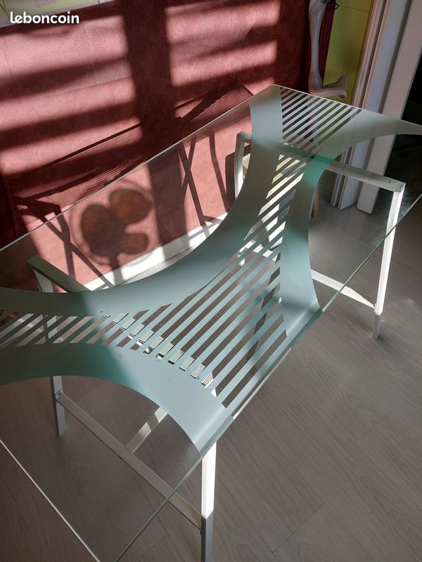 Bureau ikea 2 tréteau + plateau en verre (image 3)
