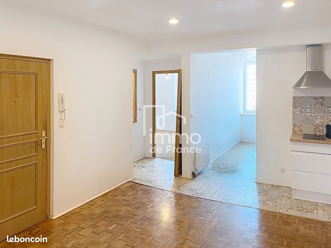 Appartement 3 pièces 64 m² · à Bourg-en-Bresse · 64 m² · 159 000 €