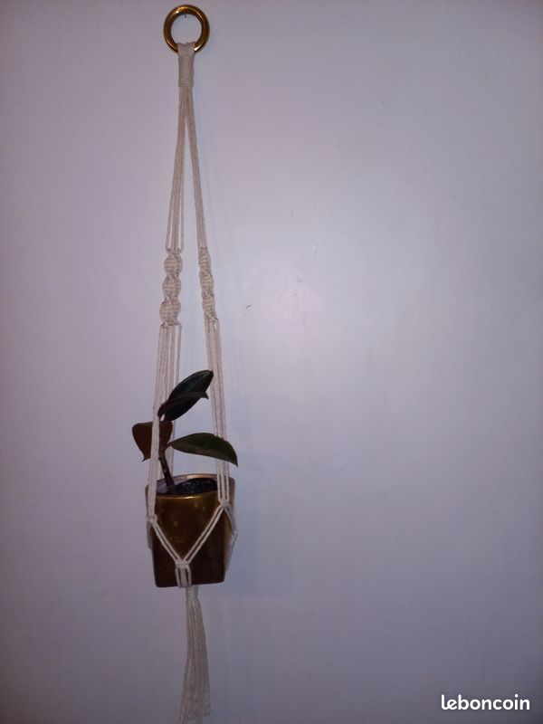 Suspension en macramé pour plante (image 1)