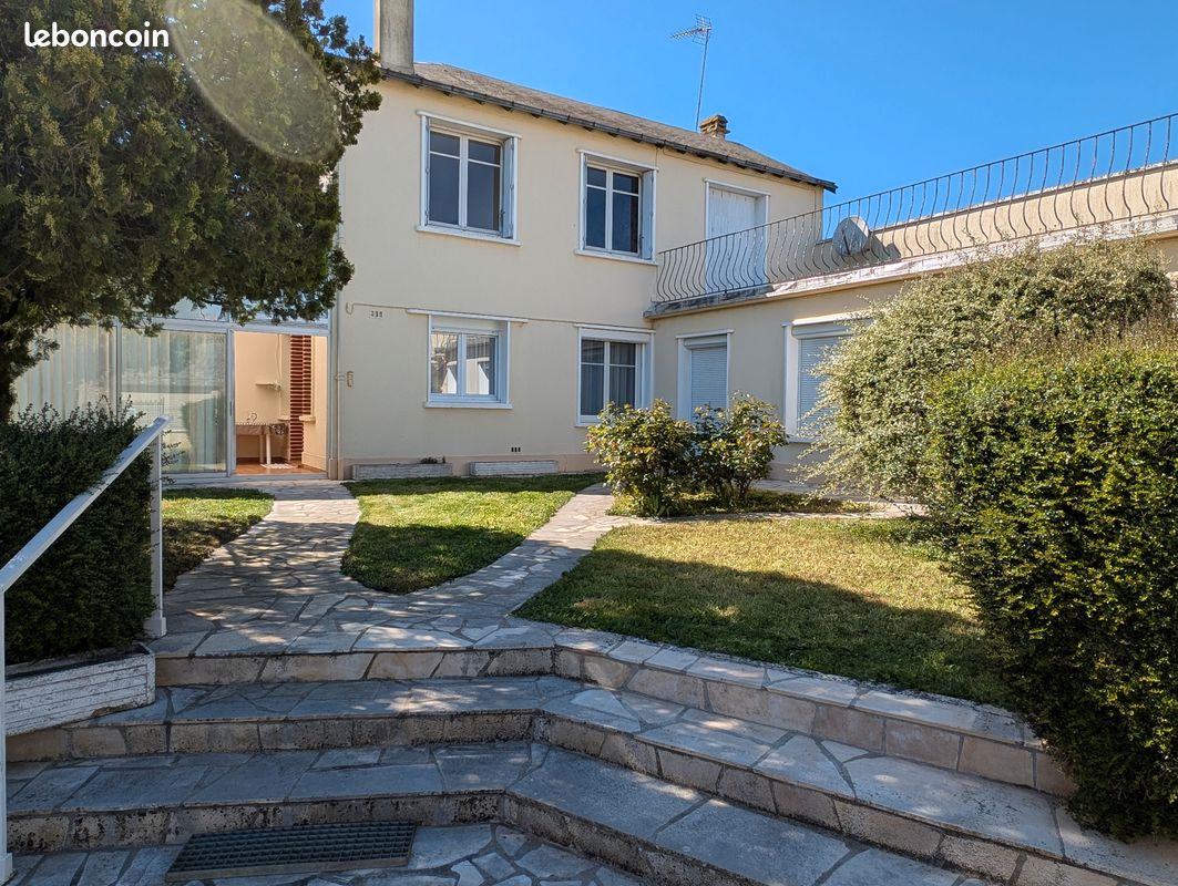 Maison 7 pièces 160 m² · à Assais-les-Jumeaux · 160 m² · 104 000 €