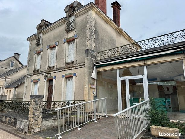 Maison 12 pièces 280 m²