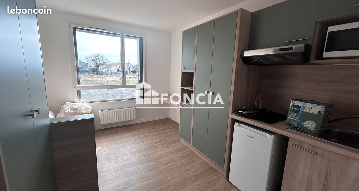 Appartement 1 pièce 21 m² · à La Roche-sur-Yon · 21 m² · 450 €/mois