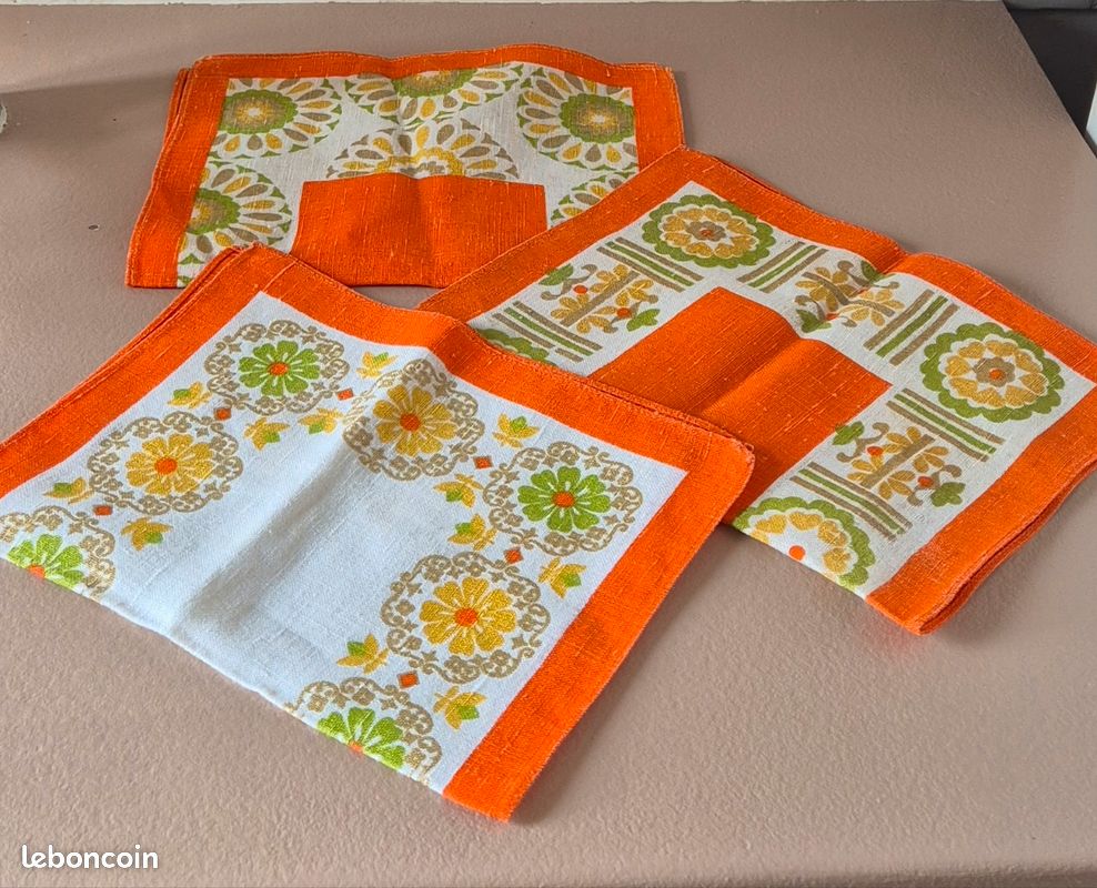 Lot De 2 Pochettes à Serviette Brodées PAPA - MAMAN – Vintage Coton