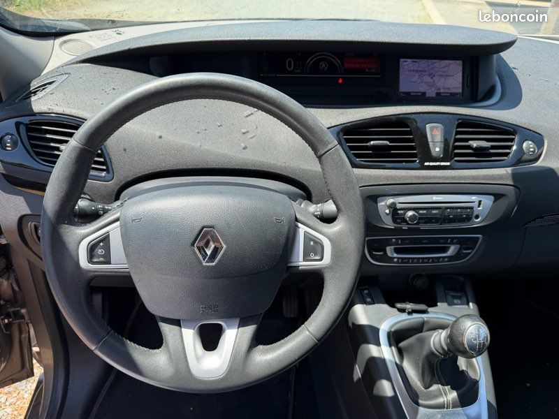 Renault Scenic 110ch 1.5 DCI (image 4)