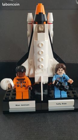 Lego women of nasa 21313 Collection
