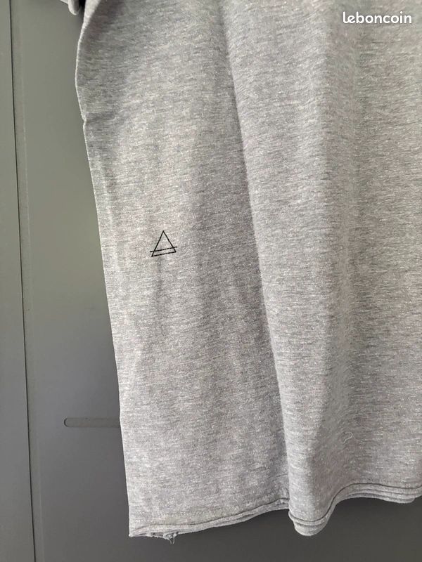 T-shirt ELEVEN PARIS Bucks 'No Reason' Gris Taille M - Neuf Avec étiquettes
