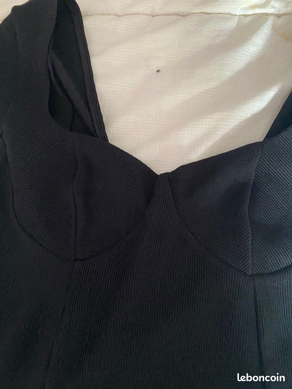 Body noir Bershka taille L (image 2)