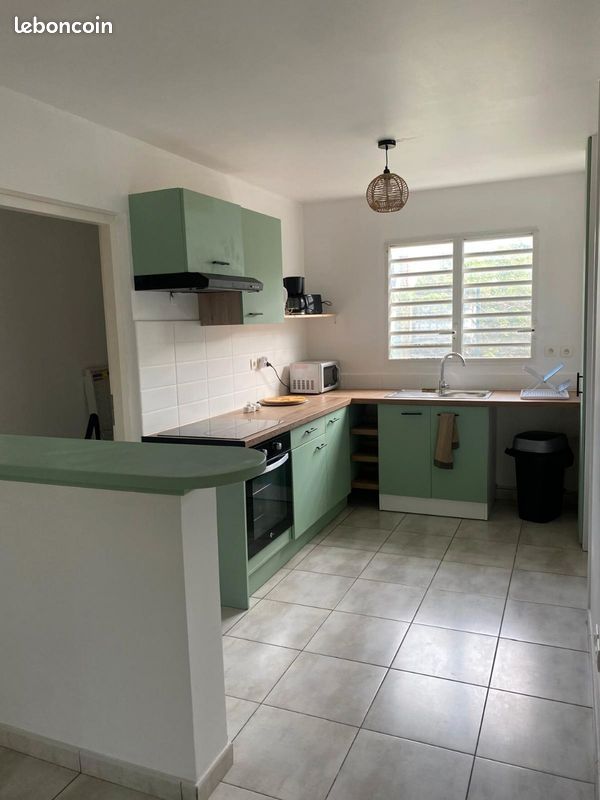 Maison 4 pièces 84 m² · à Baie-Mahault · 84 m² · 1 080 €/mois