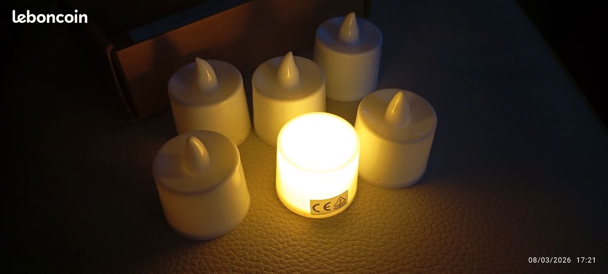 Lot de 6 Bougies Led Neuve fonctionnant avec petites piles rondes fournies avec (image 2)