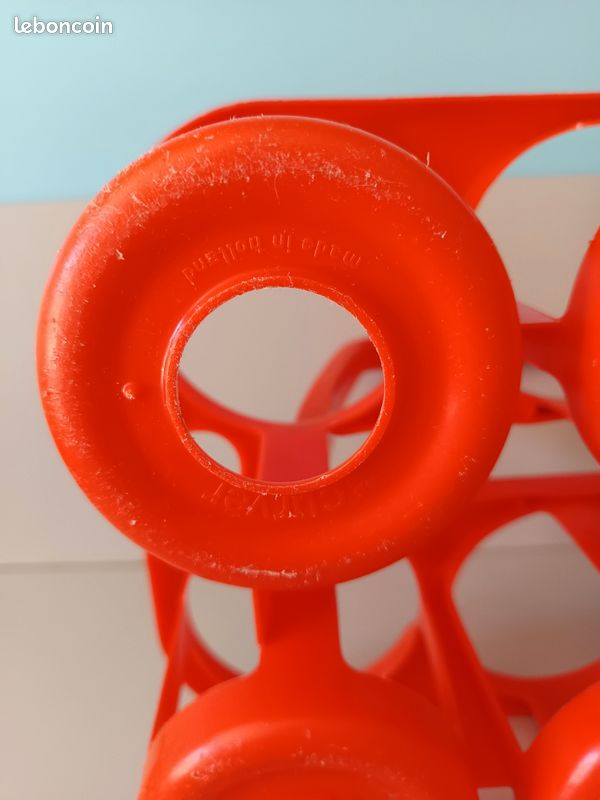Porte-bouteille en plastique orange vintage pour 6 bouteilles