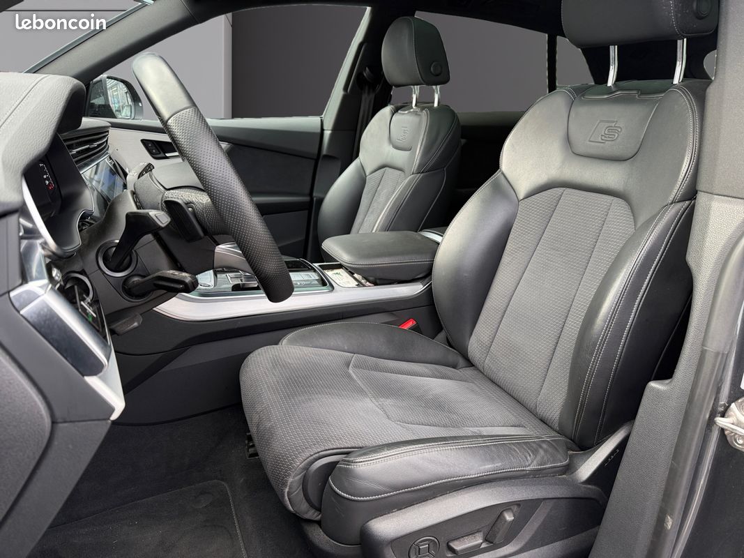 AUDI Q8 60 TFSI-E Compétition TIPTRONIC 462Ch Garantie 12 mois (image 9)