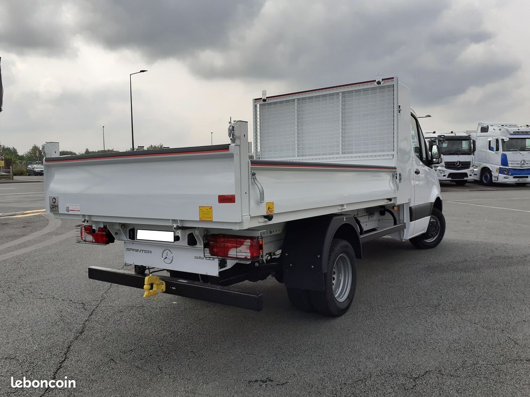 52 990 HT Mercedes Sprinter 519 CDI 190 CH Benne Coffre 1 037 Euros HT/mois (image 2)