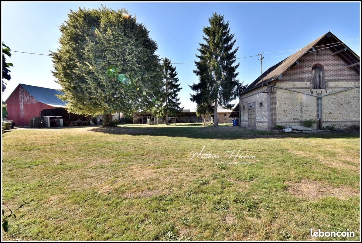 Maison 8 pièces 200 m² · à Les Baux-Sainte-Croix · 200 m² · 349 000 €