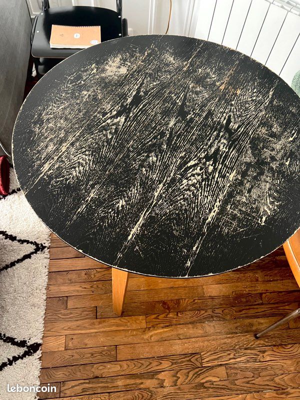Table ronde bois (image 2)