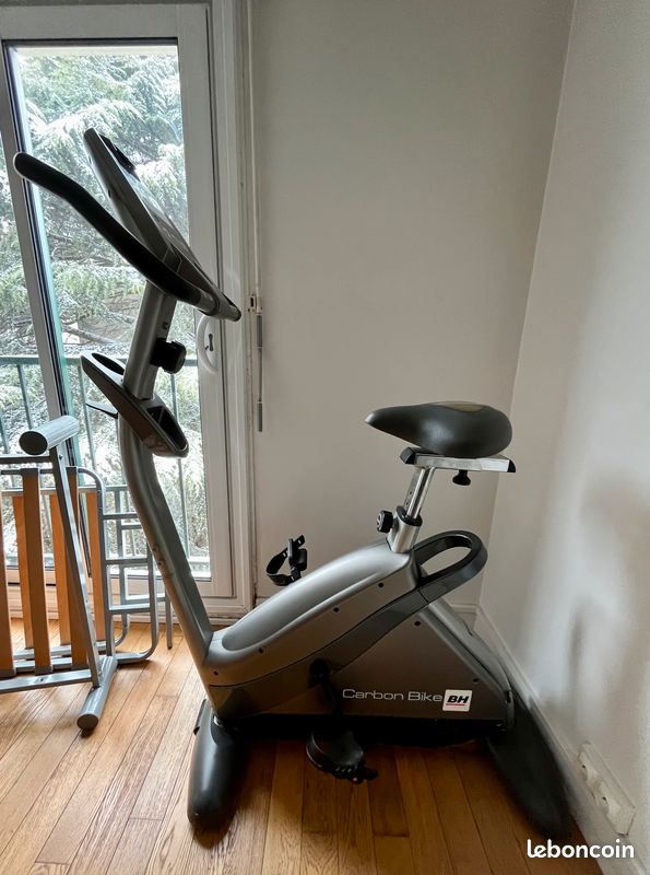 Vélo d’appartement BH Fitness Carbon Bike - adapté même à grandes tailles / poids (jusqu'à 150 kilos) (image 1)