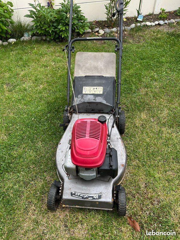TONDEUSES HONDA HRG415C2 , pièces détachées et accessoires - Autoportée Discount