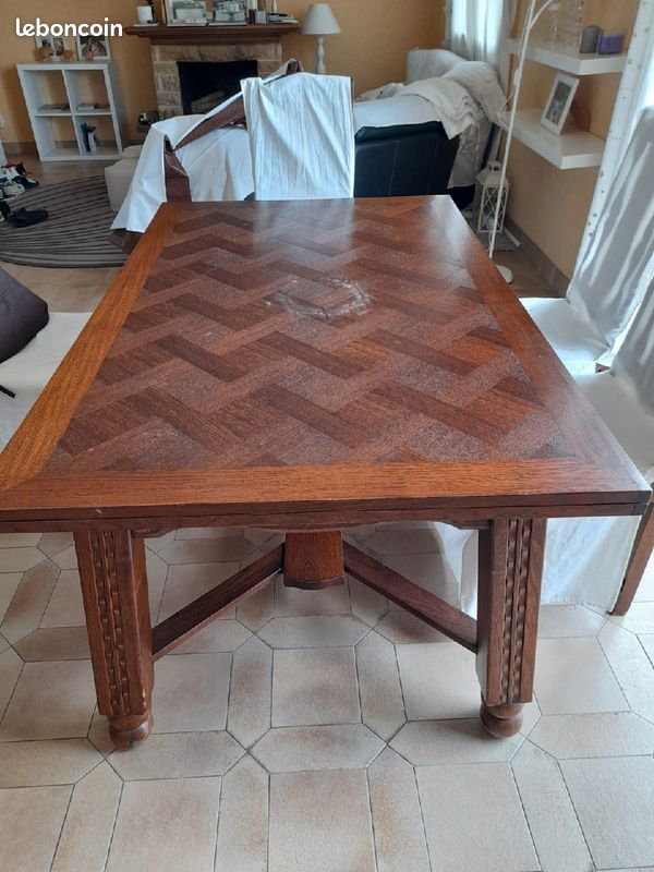 Table et 6 chaises en bois massif (image 2)