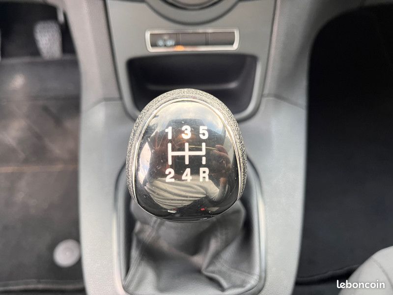 Ford FIESTA 1.0 ECOBOOST 100CH STOP&START TITANIUM 5P (image 14)