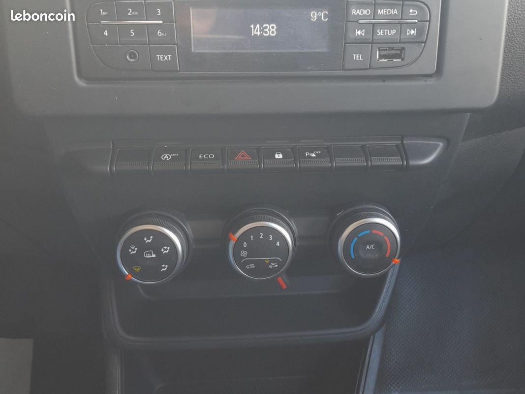 Renault express van blue dci 95 confort prix 10000 ht (image 20)
