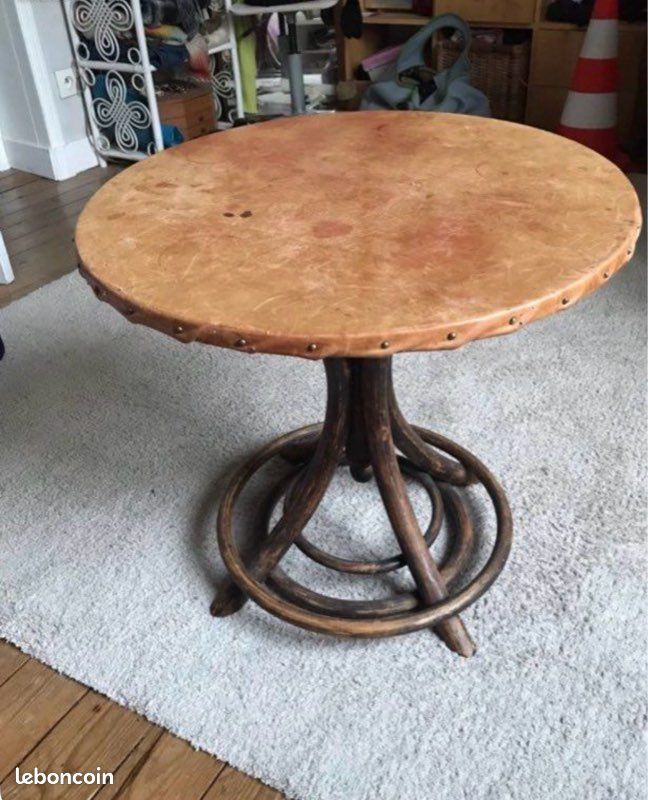 Table d’appoint ronde (image 1)