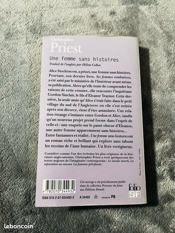 Une femme sans histoires de Christopher Priest aux éditions Folio SF. Très bon état (image 2)