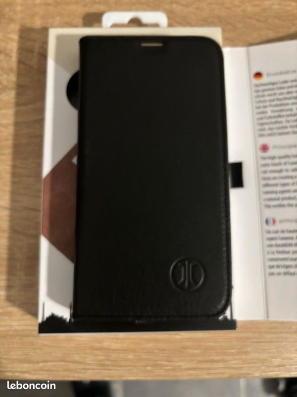 Coque iPhone 14 neuve (image 2)