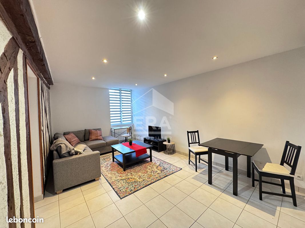 Appartement 2 pièces 48 m² · à Orléans · 48 m² · 695 €