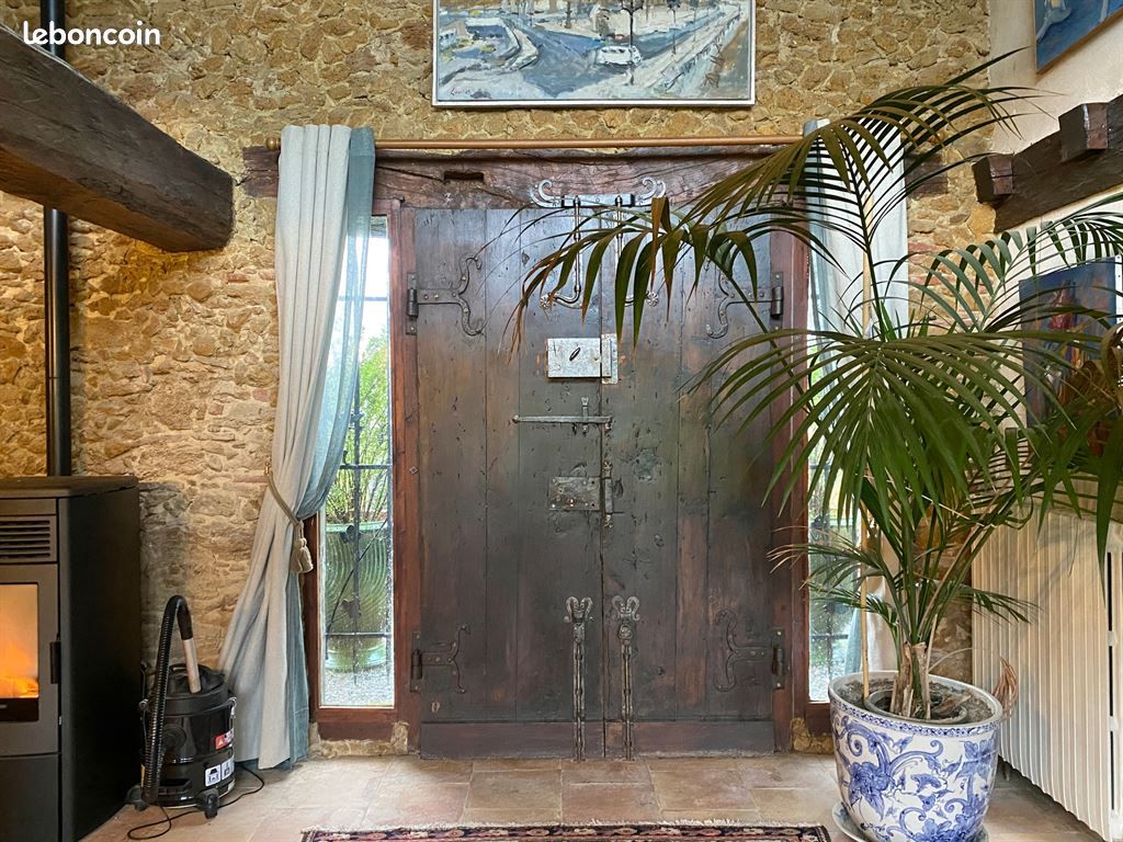 Maison 10 pièces 550 m² · à Bougue · 550 m² · 620 000 €