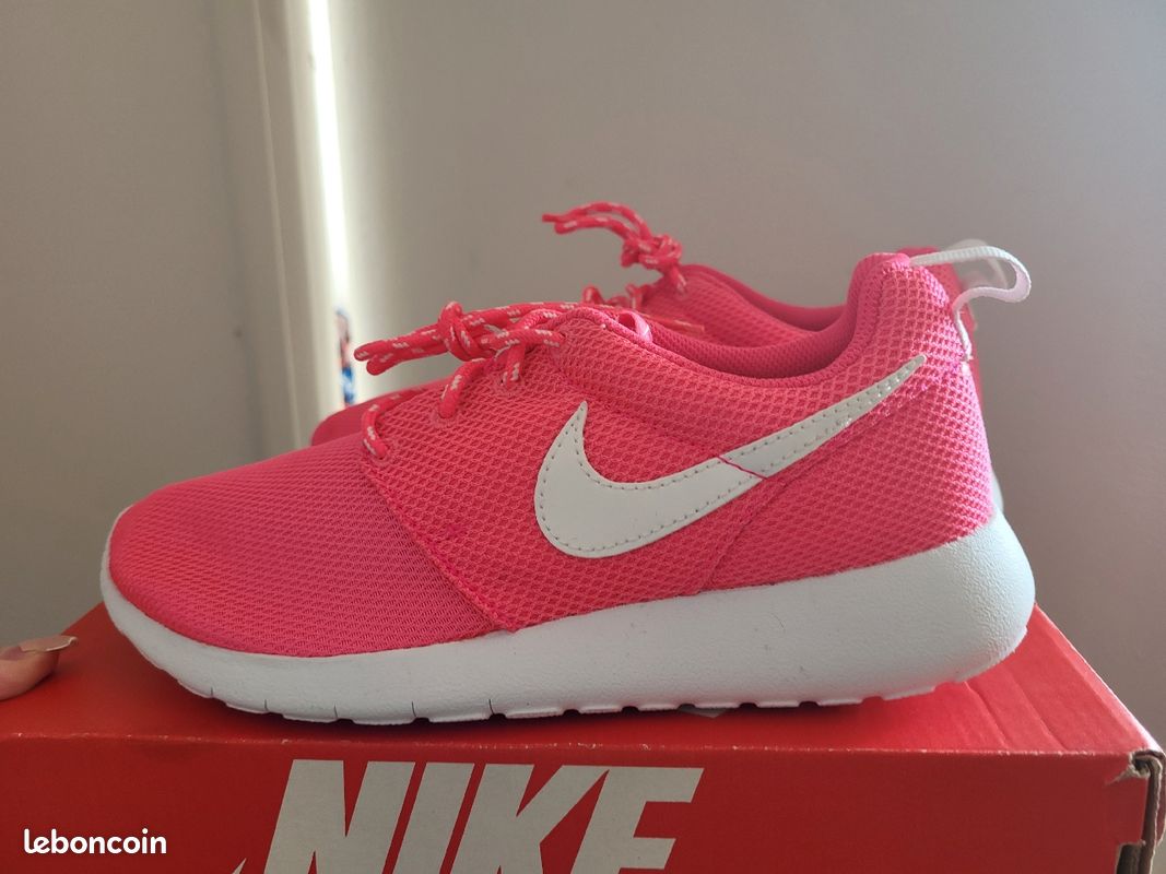 Nike roshe rose (image 2)