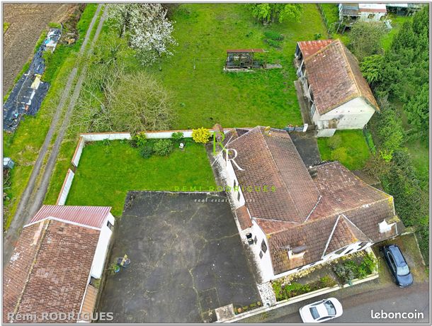 Vente | Corps de ferme | 9p | 6ch | 210.95 m² | Thèze | Expo Sud-Est | Terrasse