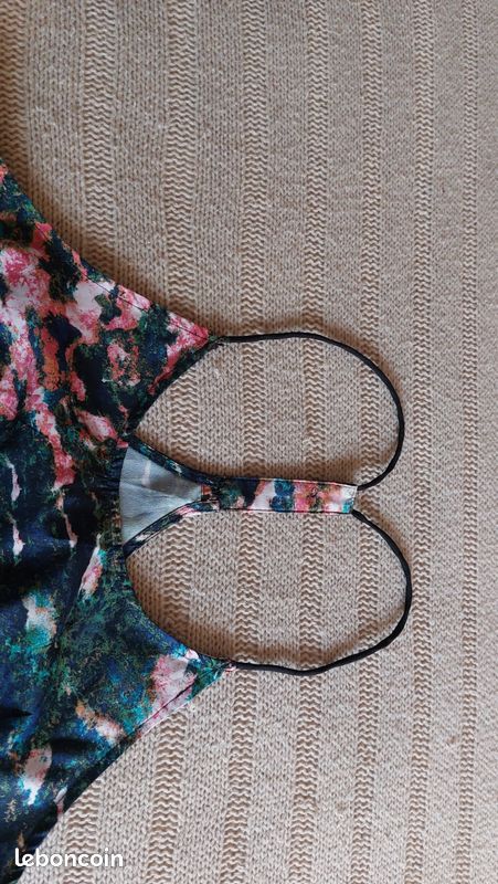 Haut femme taille 36 h&m en polyester couleur voir photos (image 2)