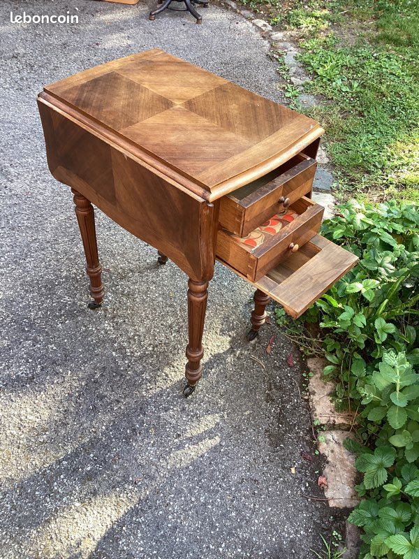 Ancienne petite table à abattant (image 1)