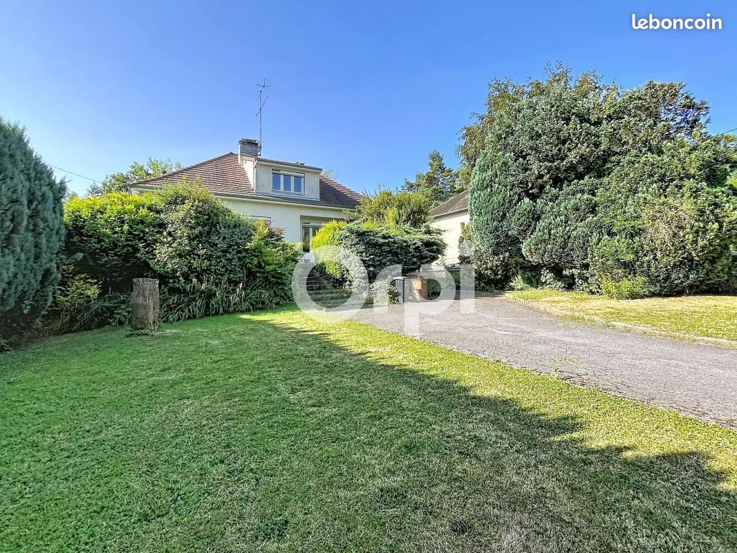 Maison 6 pièces 126 m² · à Breuil-le-Vert · 126 m² · 229 000 €