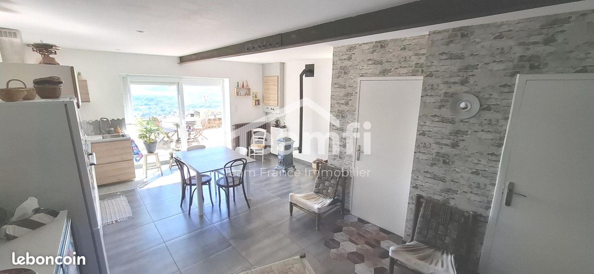 Maison 5 pièces 96 m² · à Corent · 96 m² · 273 000 €